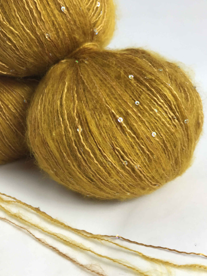 Klavuzlu Pullu Yün İp 348 Gram KP8