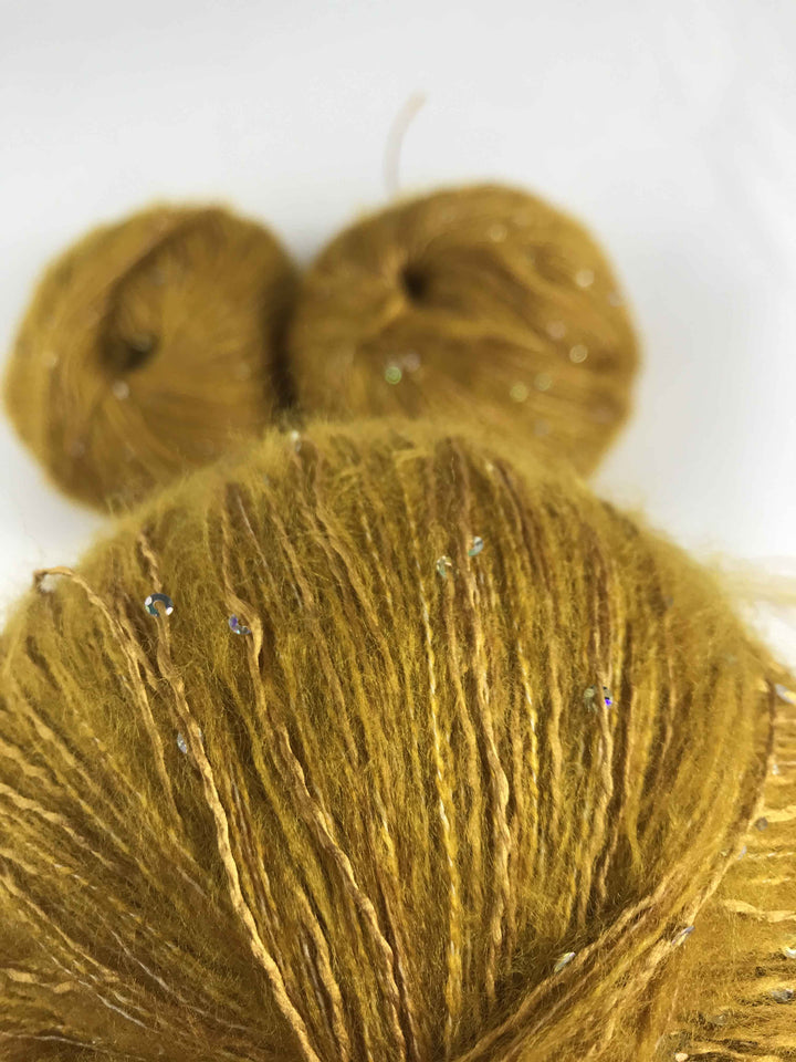 Klavuzlu Pullu Yün İp 348 Gram KP8