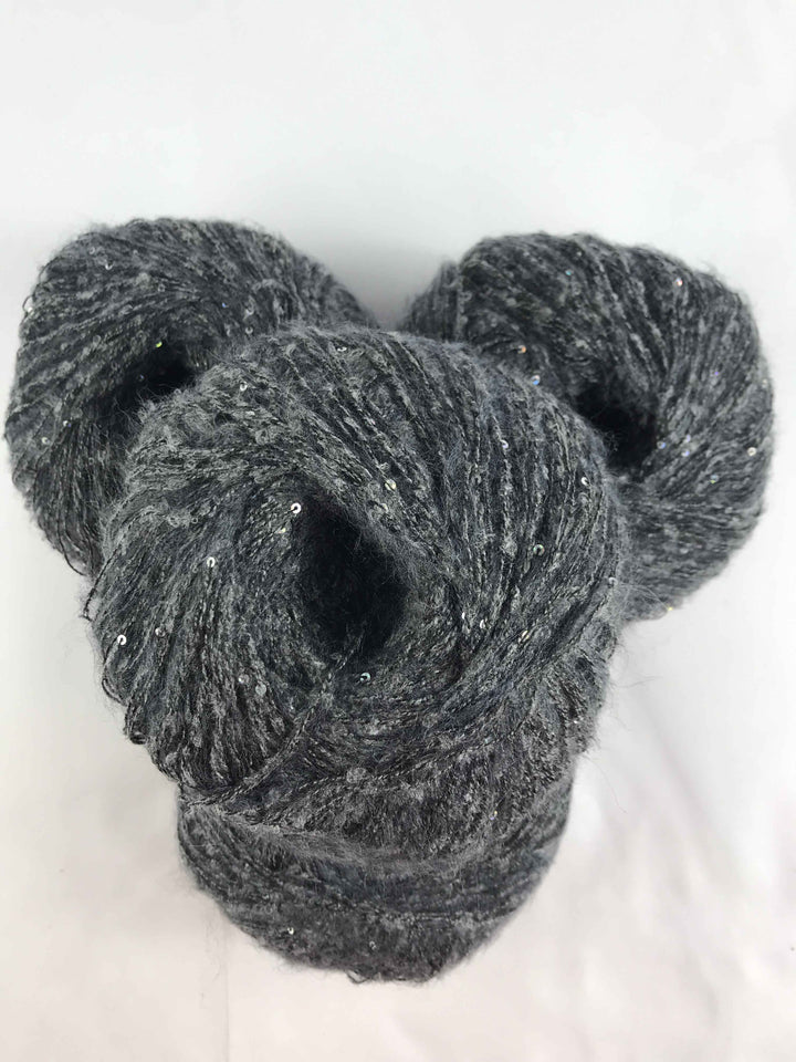 Klavuzlu Pullu Yün İp 422 Gram KP14