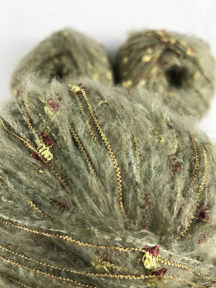 Kelebekli Keçi Moher Yün İpi 466 Gram KLB19