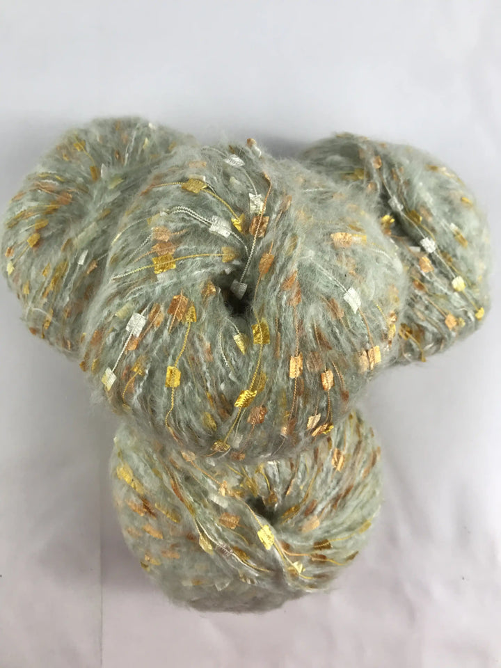 Kelebekli Keçi Moher Yün İpi 478 Gram KLB20