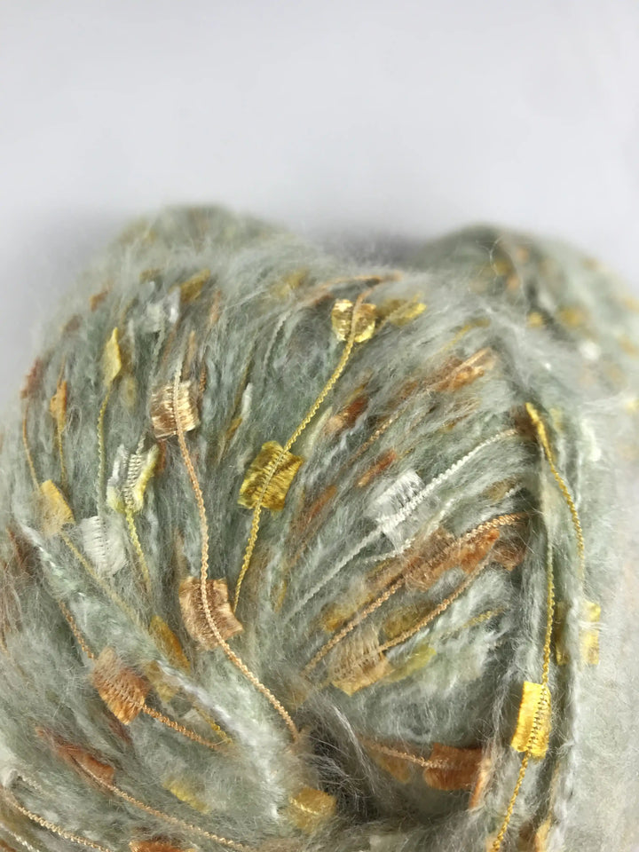 Kelebekli Keçi Moher Yün İpi 478 Gram KLB20