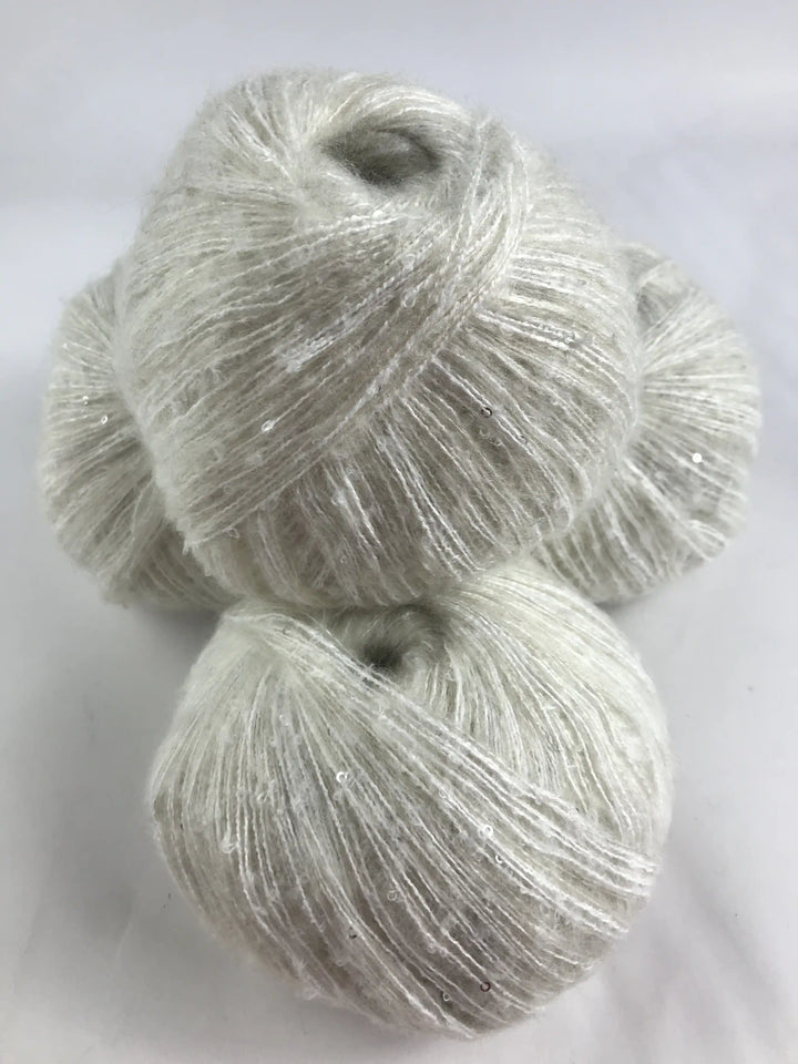 Klavuzlu Pullu Yün İp 424 Gram KP19 (Krem)