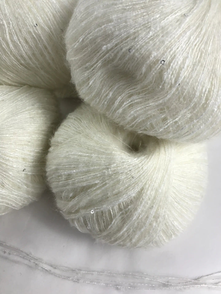 Klavuzlu Pullu Yün İp 590 Gram KP25