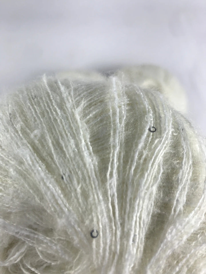 Klavuzlu Pullu Yün İp 590 Gram KP25
