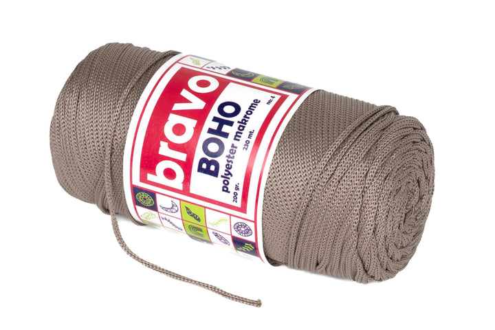 Polyester Makrome No:4 mm